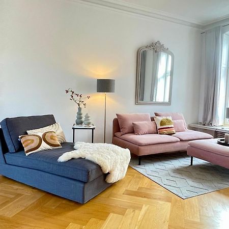 Helle Altbauwohnung Mit Balkon Im Briller Viertel วุปปาทัล ภายนอก รูปภาพ