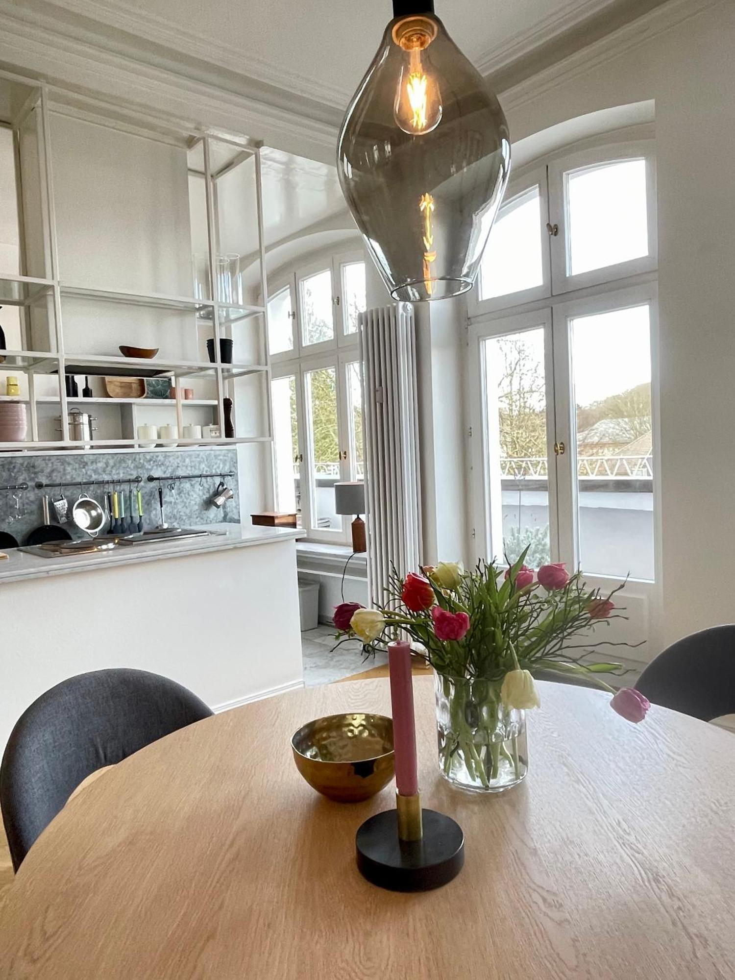 Helle Altbauwohnung Mit Balkon Im Briller Viertel วุปปาทัล ภายนอก รูปภาพ