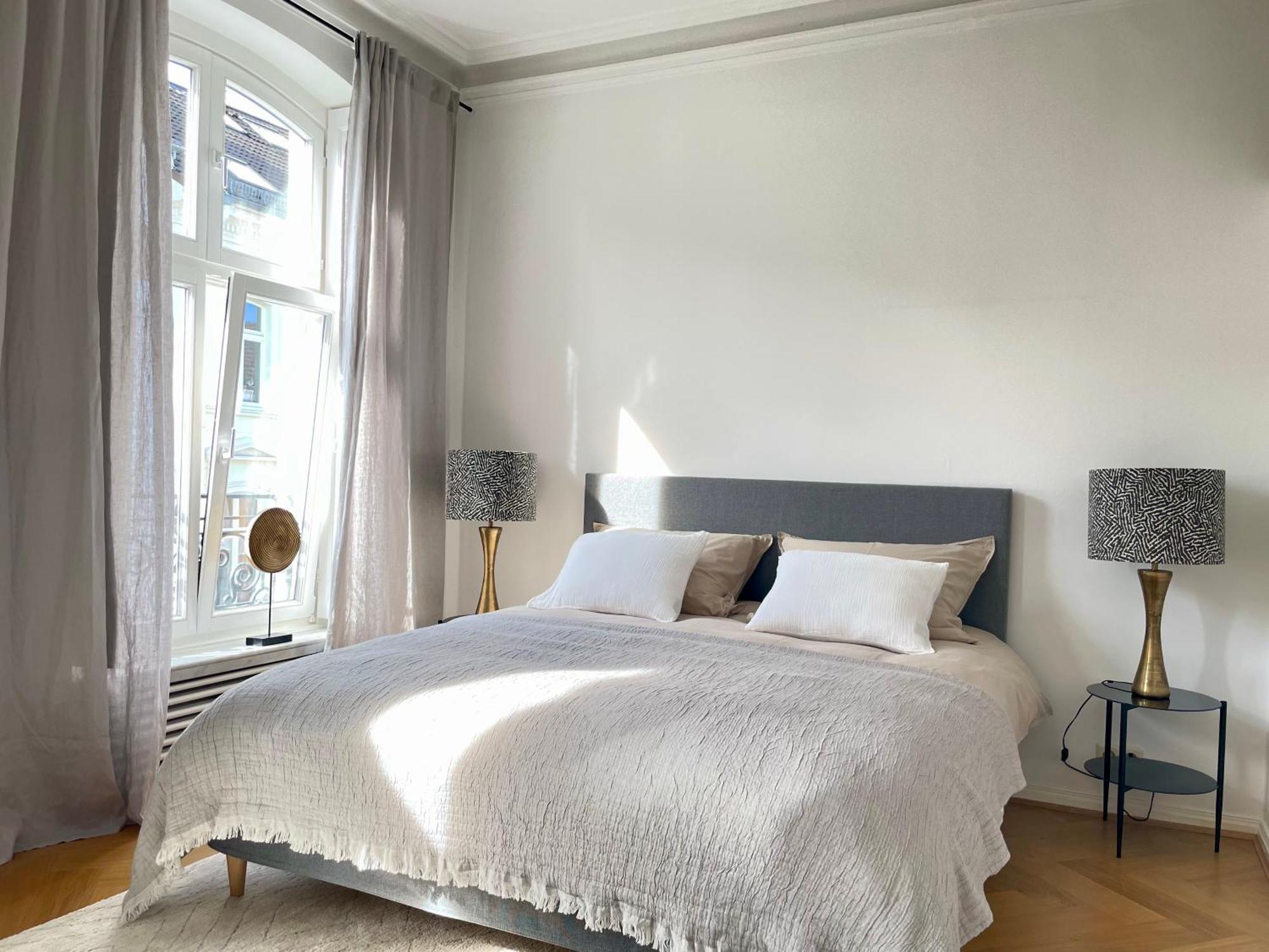 Helle Altbauwohnung Mit Balkon Im Briller Viertel วุปปาทัล ภายนอก รูปภาพ